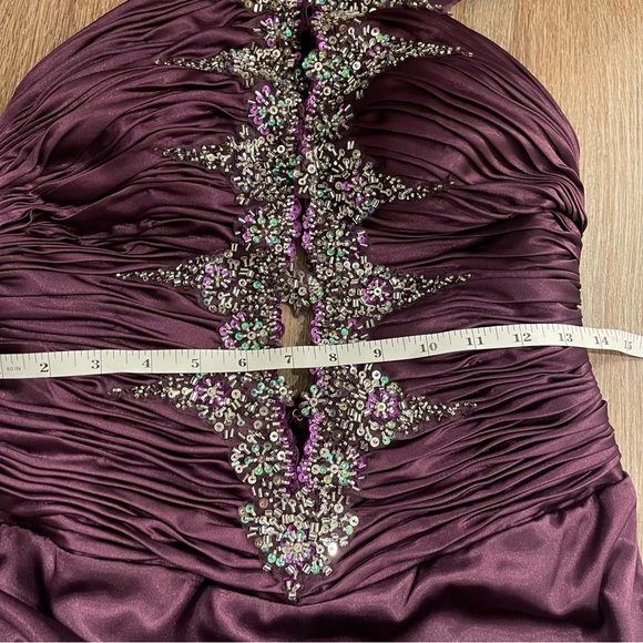 Y2K Evening Halter Gown Women’s Size 12 Small Purple Satin Beaded Prom Wedding - Picture 10 of 14